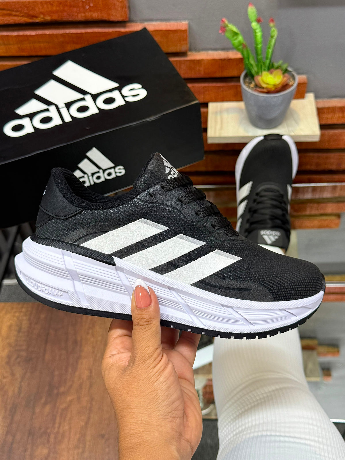 Tenis Adidas Questar Mujer