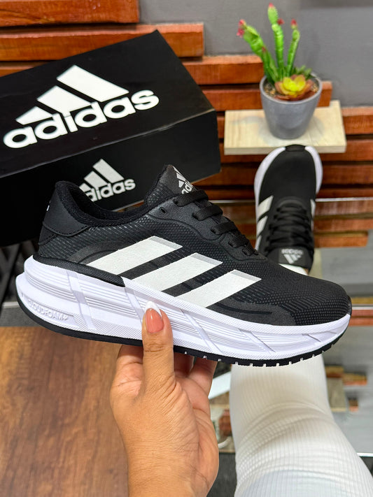 Tenis Adidas Questar Mujer